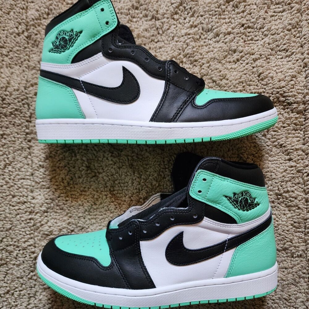 Jordan High-Top Sneakers Black White Mint - Picture 2 of 8
